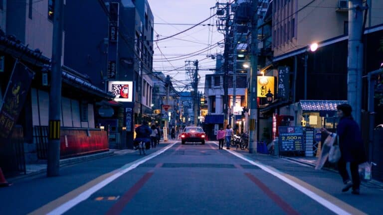 Urban street scene in Japan highlighting search engine marketing potential