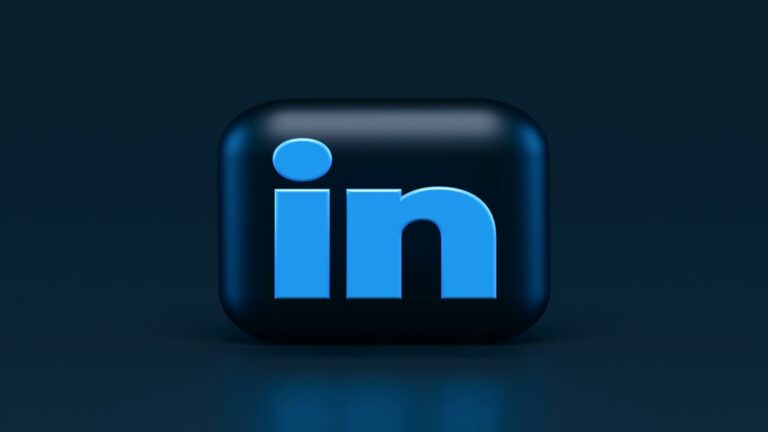 LinkedIn logo icon for content marketing ideas