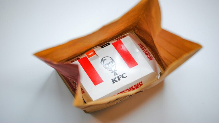 KFC meal packaging captured from top view for SEO optimization