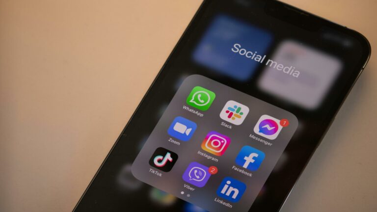 Content marketing ideas using social media apps like WhatsApp, Instagram, and TikTok